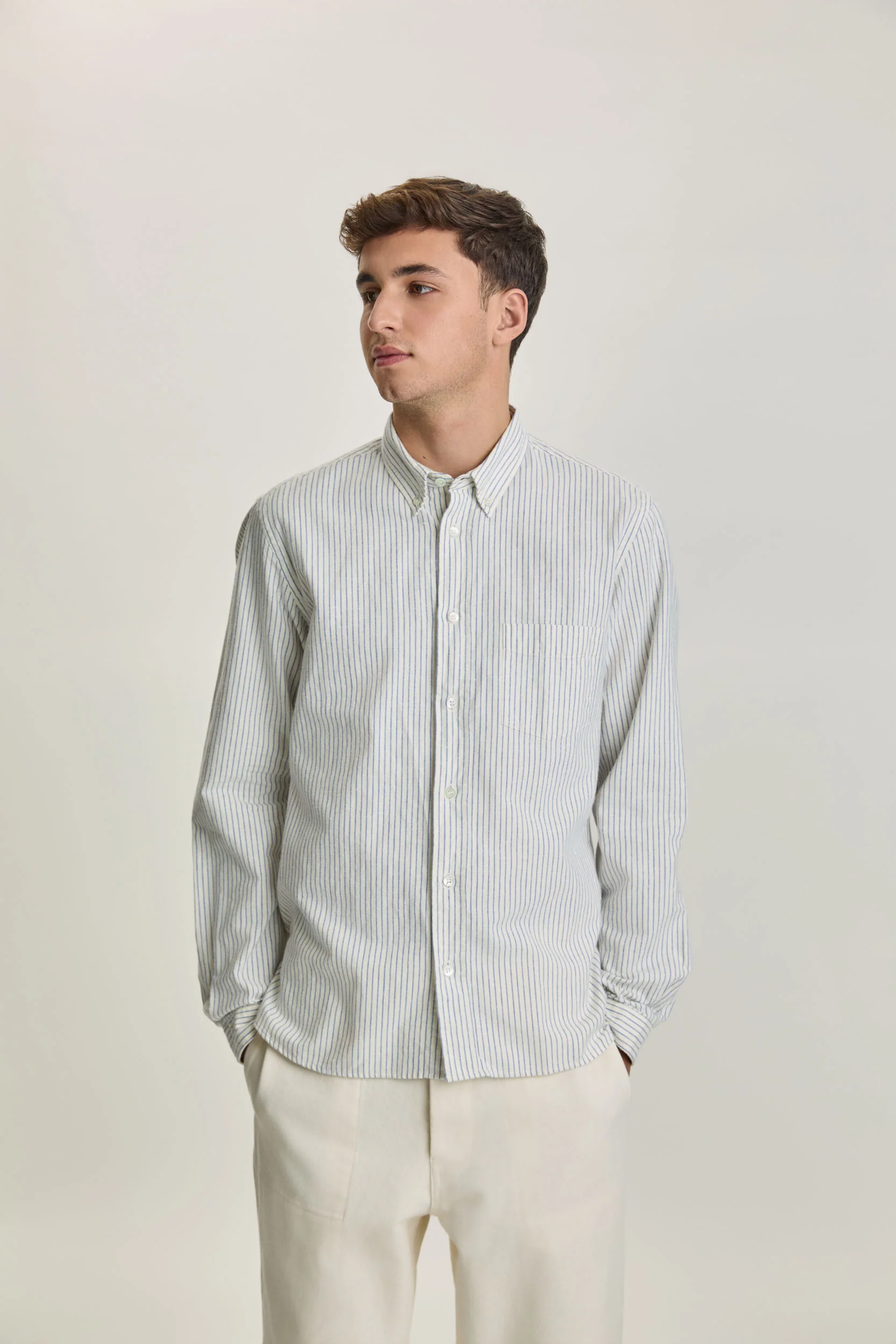 Branco Yves Blue Stripes - Image 3